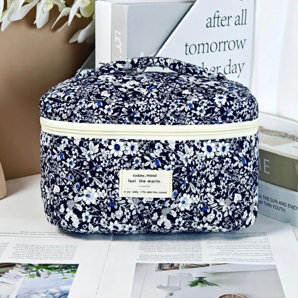 Trousse de Maquillage Rétro à Fleurs - Grande Ouverture, Pochette de Voyage Imperméable pour Cosmétiques et Articles de Toilette