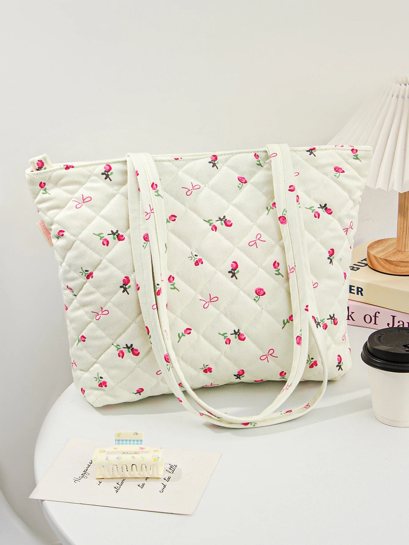 Sac à Main Matelassé à Fleurs - Grand Sac Cabas Multifonction, Tendance, Portable et Mignon pour les Voyages - 1 Pièce