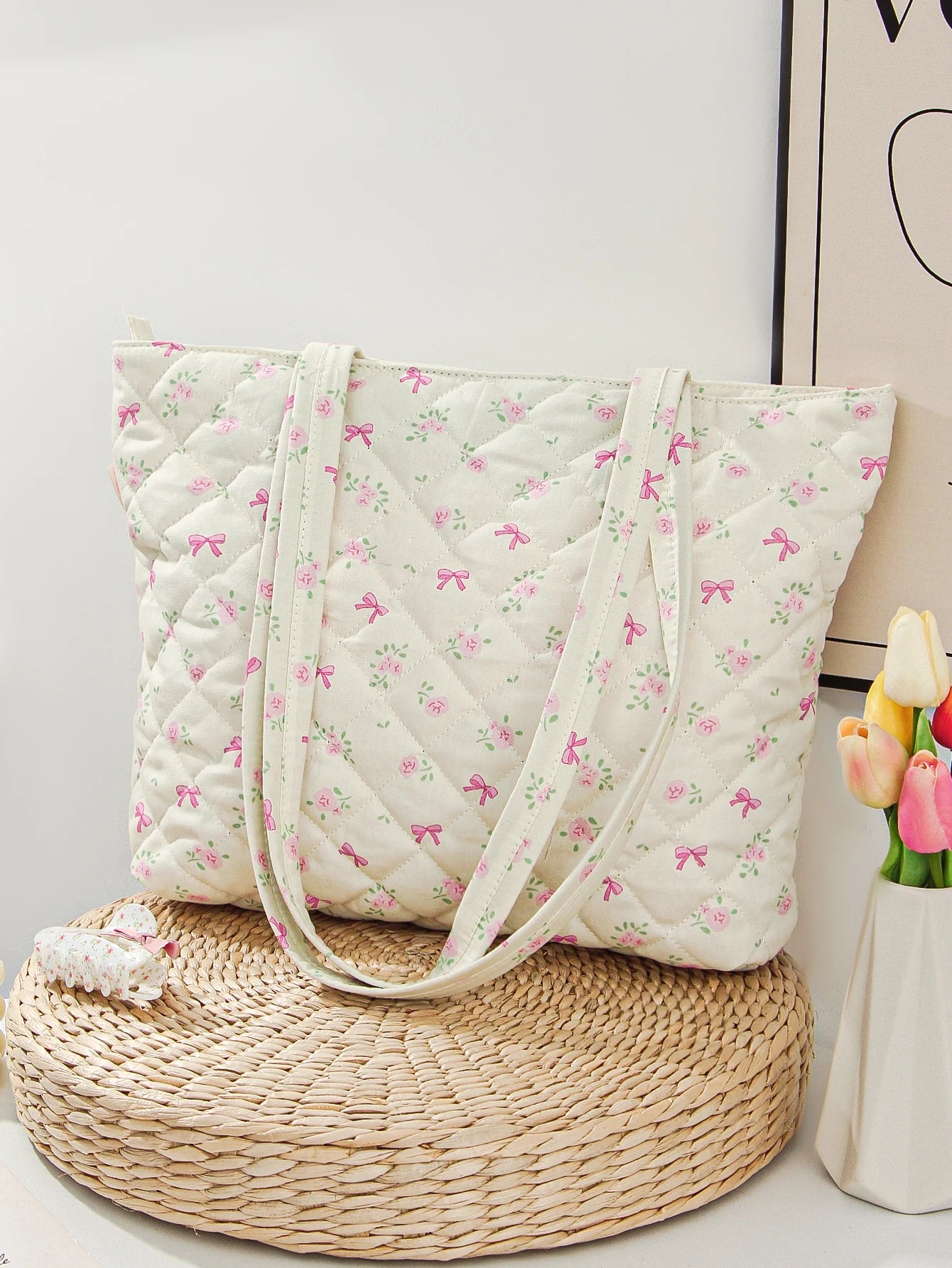 Sac à Main Matelassé à Fleurs - Grand Sac Cabas Multifonction, Tendance, Portable et Mignon pour les Voyages - 1 Pièce