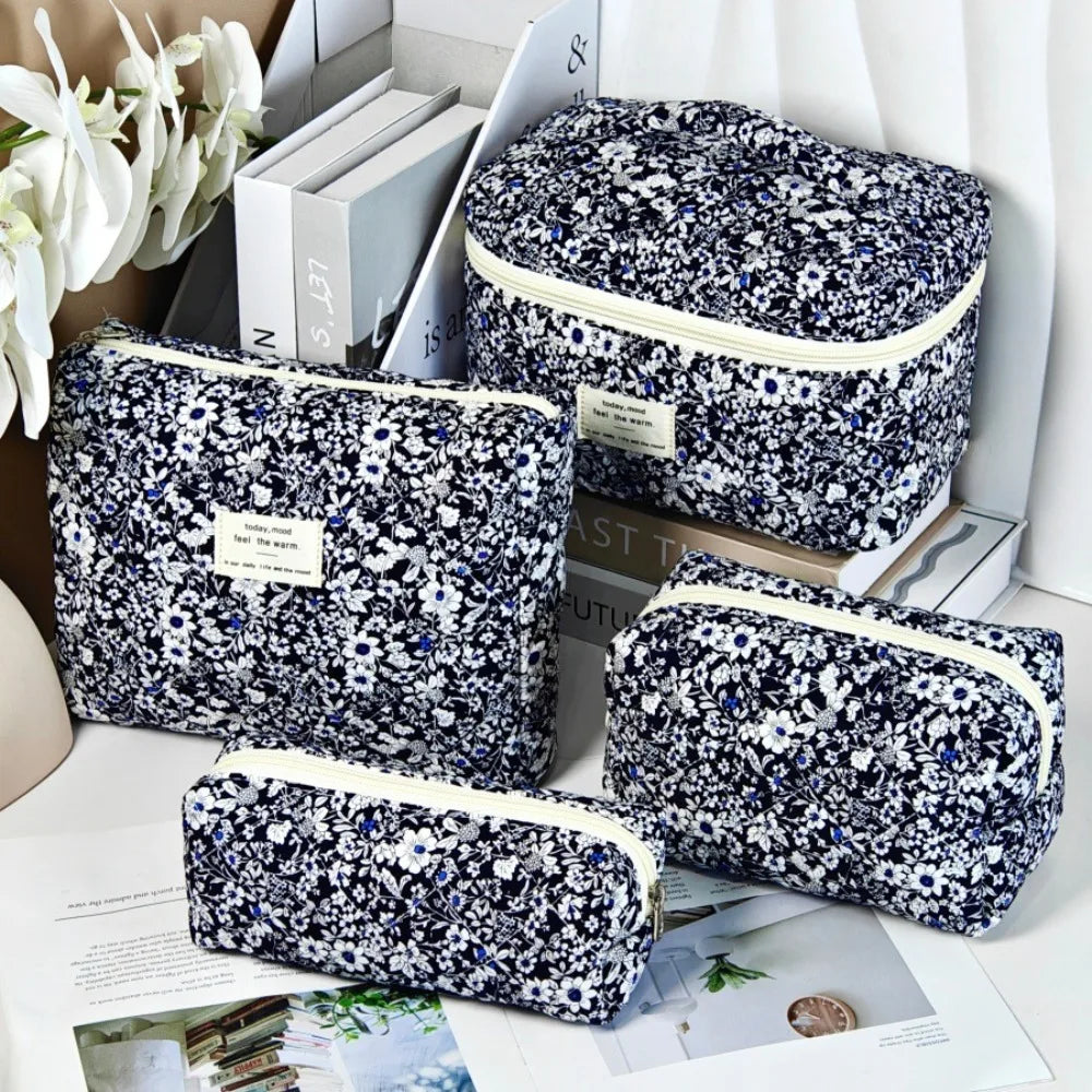 Trousse de Maquillage Rétro à Fleurs - Grande Ouverture, Pochette de Voyage Imperméable pour Cosmétiques et Articles de Toilette
